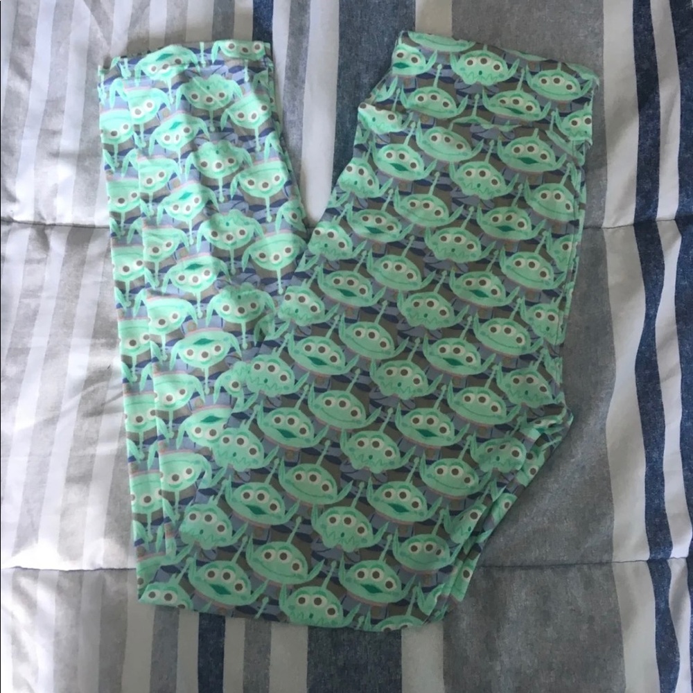 Lularoe Disney Leggings